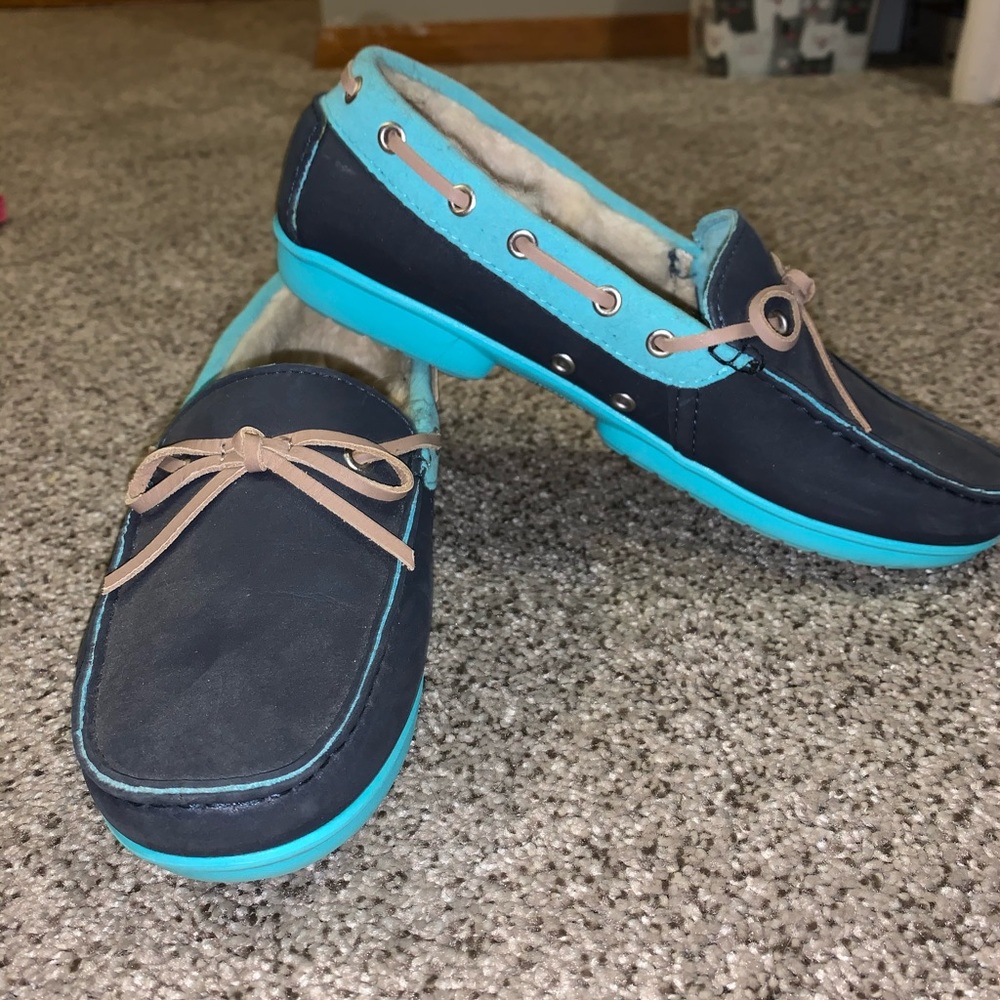 FUZZY CROCS